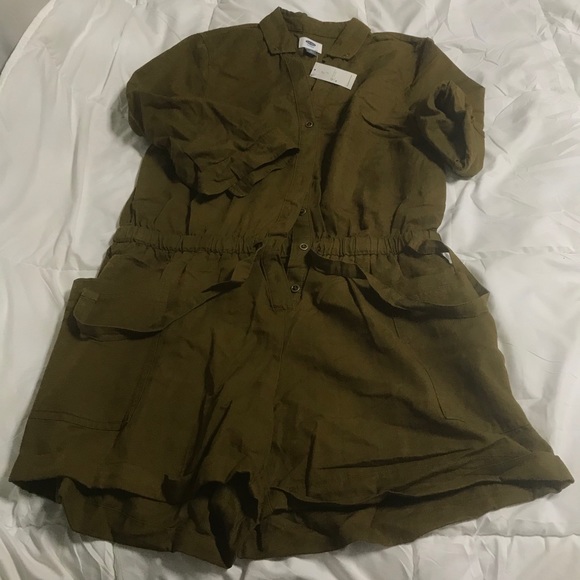 Old Navy romper sz M - Picture 1 of 3